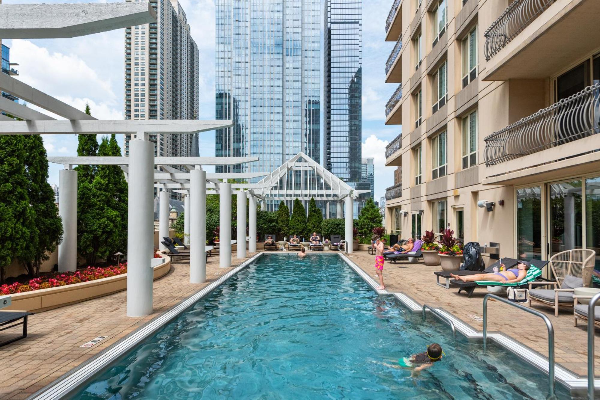 שיקגו The Bernardin Gold Coast Luxury Apartments Near Magnificent Mile מראה חיצוני תמונה