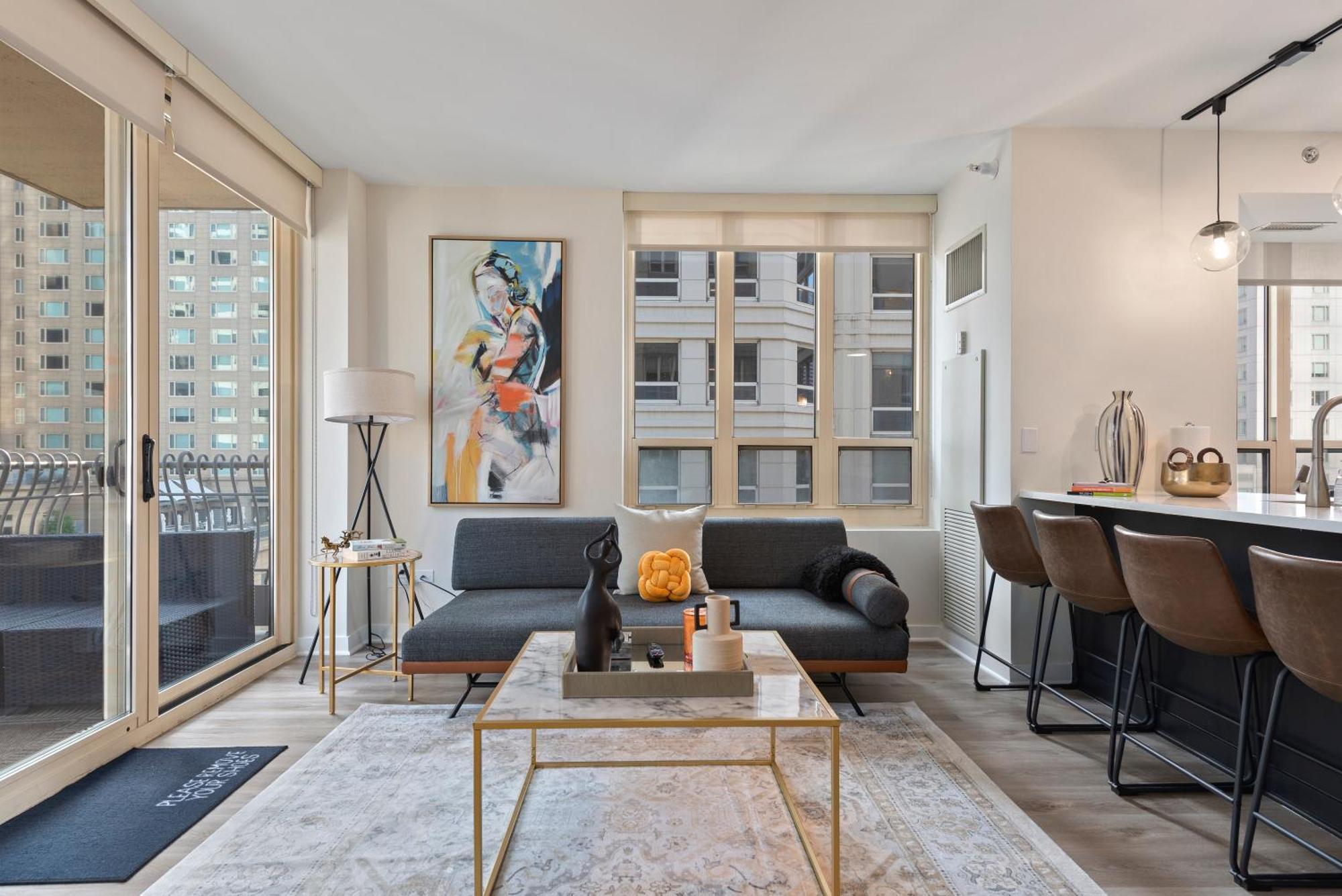 שיקגו The Bernardin Gold Coast Luxury Apartments Near Magnificent Mile מראה חיצוני תמונה